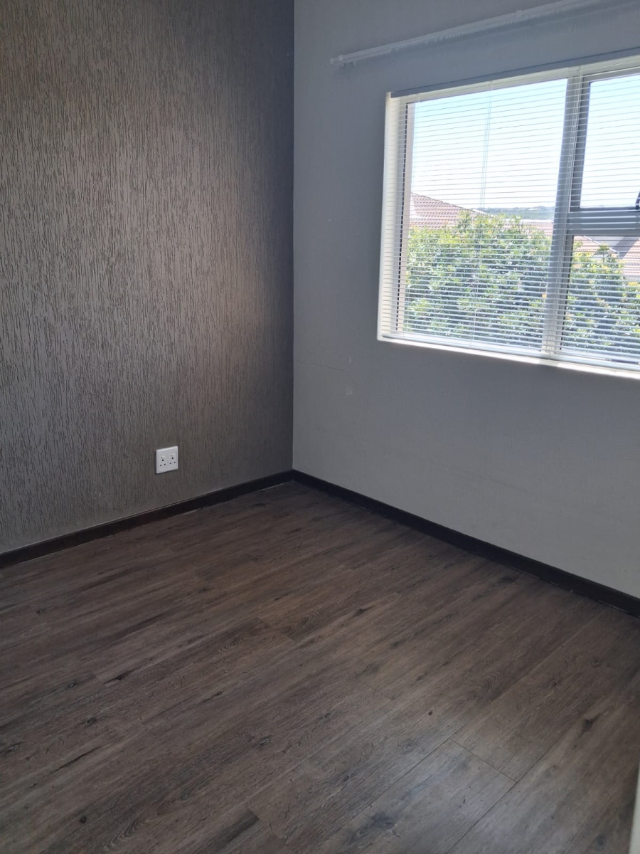 To Let 2 Bedroom Property for Rent in Beacon Bay North Eastern Cape